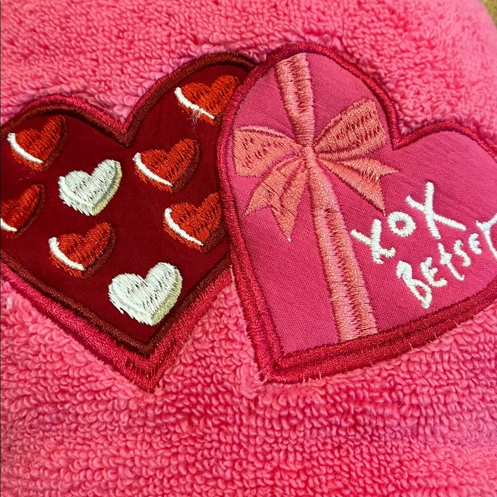 Betsey Johnson Pink Heart Embroidered Towel Set